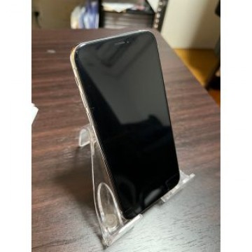 iPhone xs / ﾊﾞｯﾃﾘｰ容量最大79% / 64GB