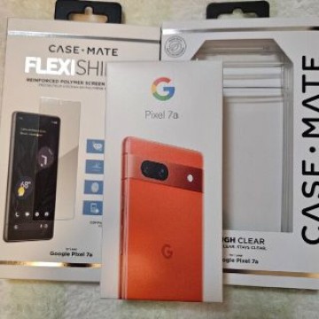 Google pixel7aコーラルと公式保護フィルム、公式ケース付き