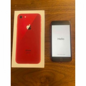 iPhone8 64GB レッド