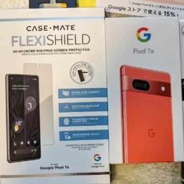 Google Pixel 7a Coral 本体と保護フィルム