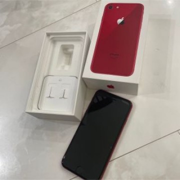 iPhone8 Red  64GB★docomo キャリア