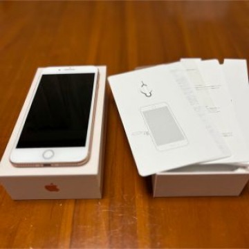 【中古品】アップル　iPhone 8 Plus ゴールド　128GB