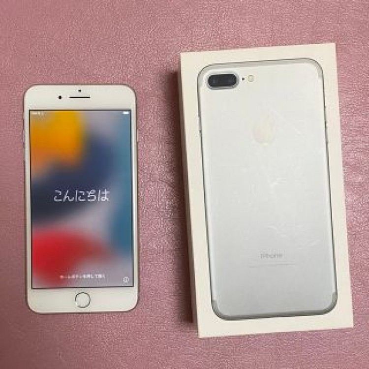 中古美品/完動品/iPhone 7 plus ホワイト/32GB/simフリー