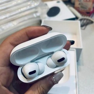 Apple AirPods Pro 2 エアポッド プロ第2世代