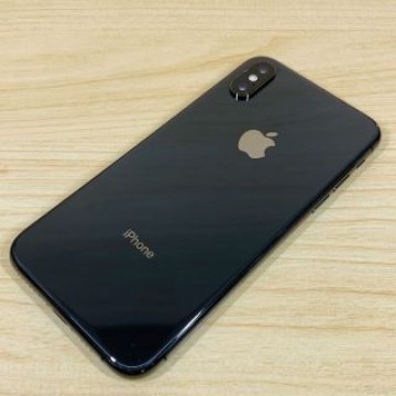 ﾊﾞｯﾃﾘｰ100％ iPhoneXS 256GB P126