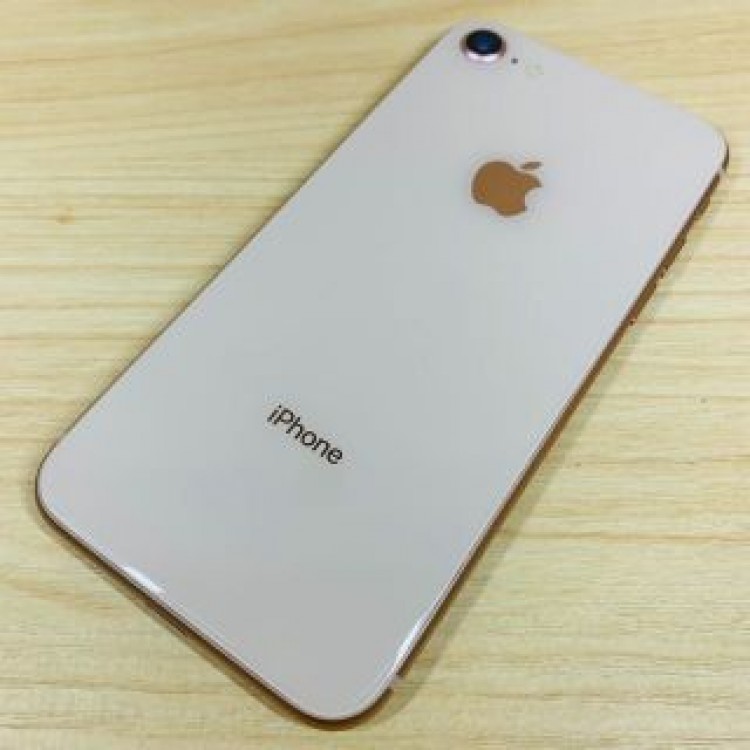 ﾊﾞｯﾃﾘｰ100％ iPhone8 Gold 64GB M5