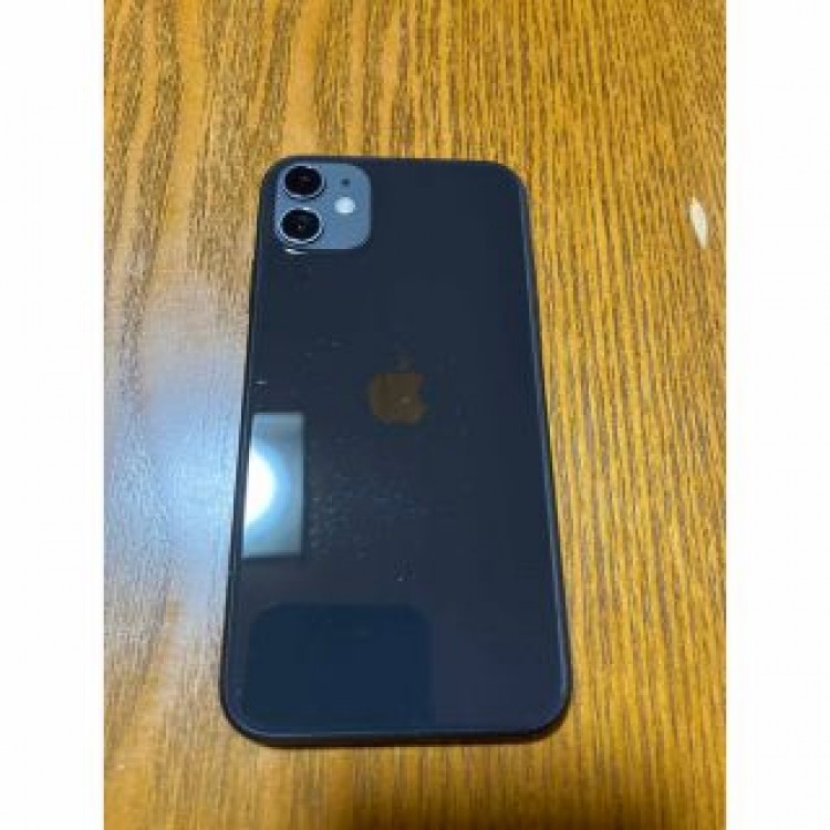 iPhone 11 ブラック 64 GB docomo