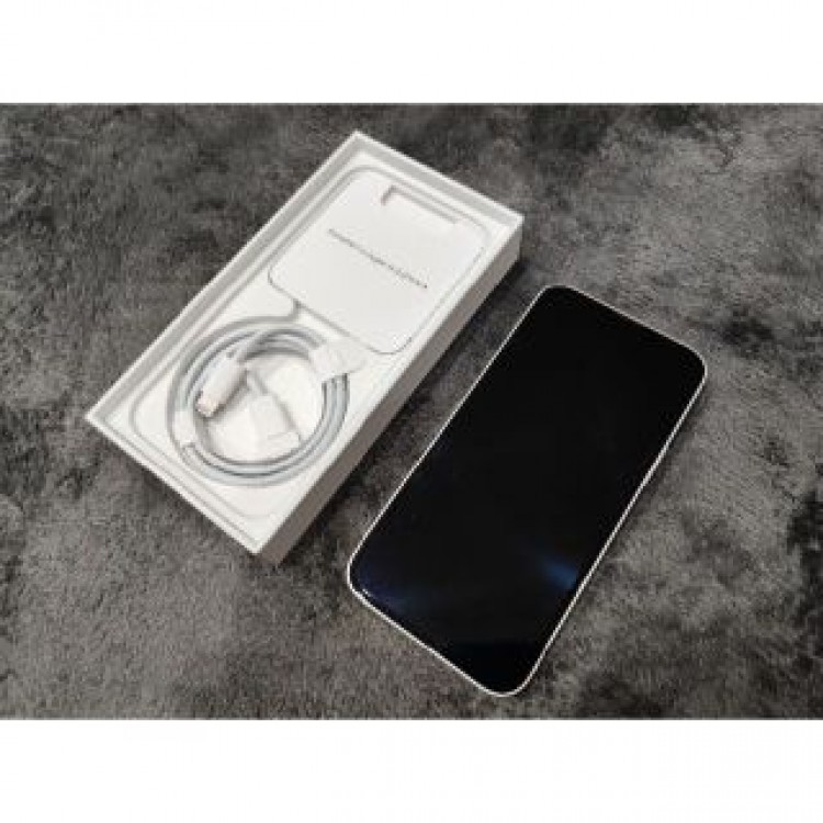 iPhone 13 mini 128GB スターライト SIMフリー 新品同様