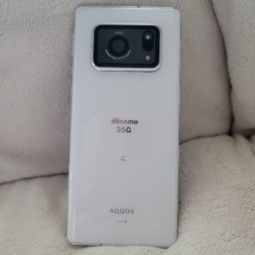 AQUOS R6 ホワイト 128GB SH-51B