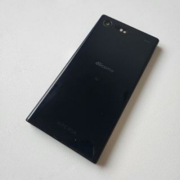 中古（美品）SONY XPERIA X compact