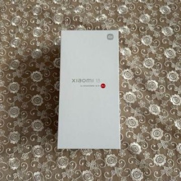 新品同様 xiaomi13 12G+256G おまけ多数 White