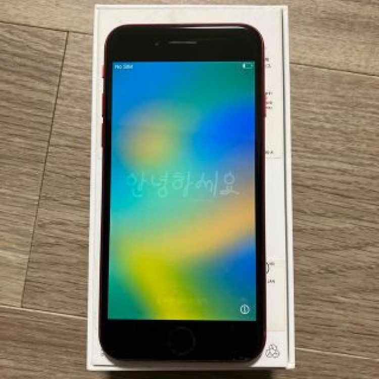 iPhoneSE（第2世代）レッド　64G SIMフリー