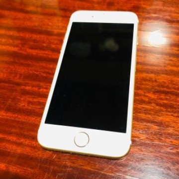 iphone 7 32GB 本体 ランクD gold