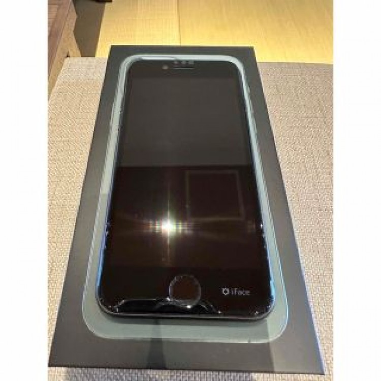 iPhone8 64GB スペースグレー　SIMロック解除済み