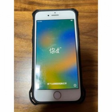 iPhone8  64GB 本体のみ（ケース付）