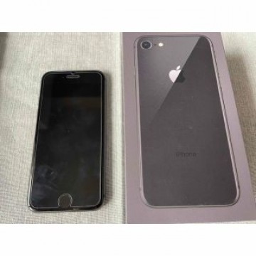 iPhone8 64GB ブラック