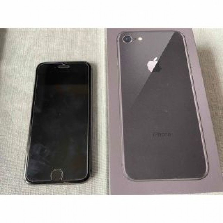iPhone8 64GB ブラック