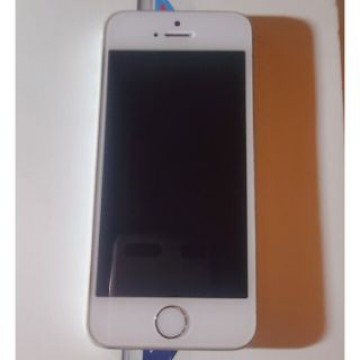 iPhone  se  128gb  バッテリー100%