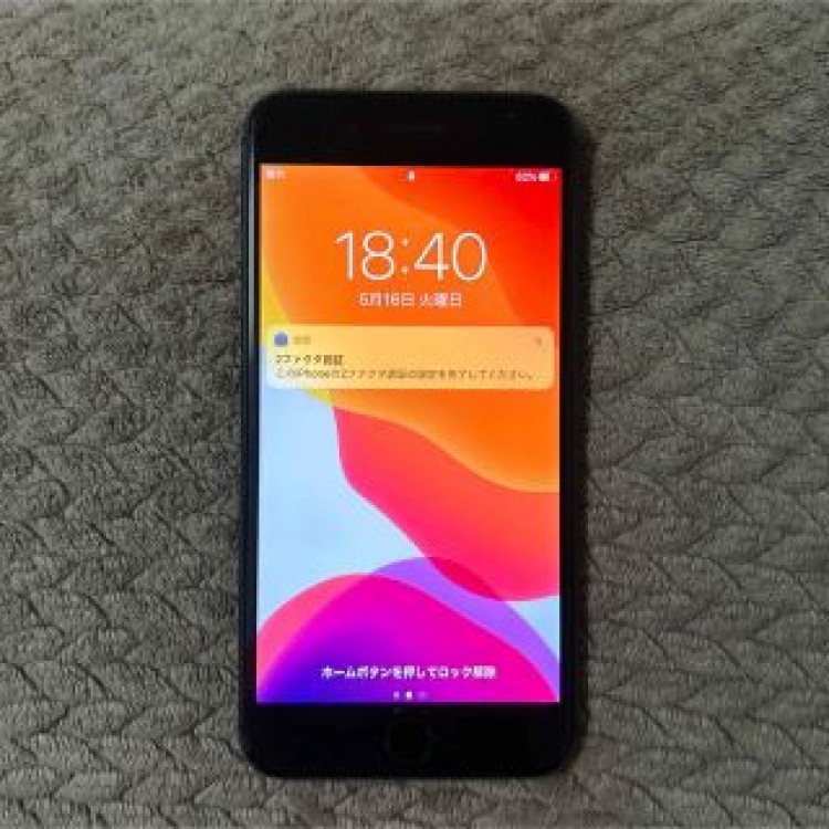 iPhone8plus 64GB