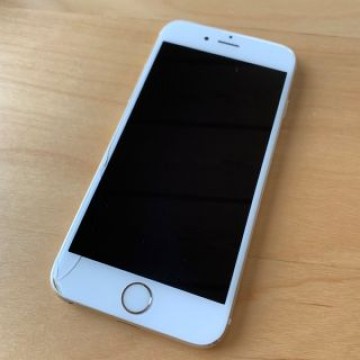 中古⭐︎SIMフリーiPhone6s本体　64GB