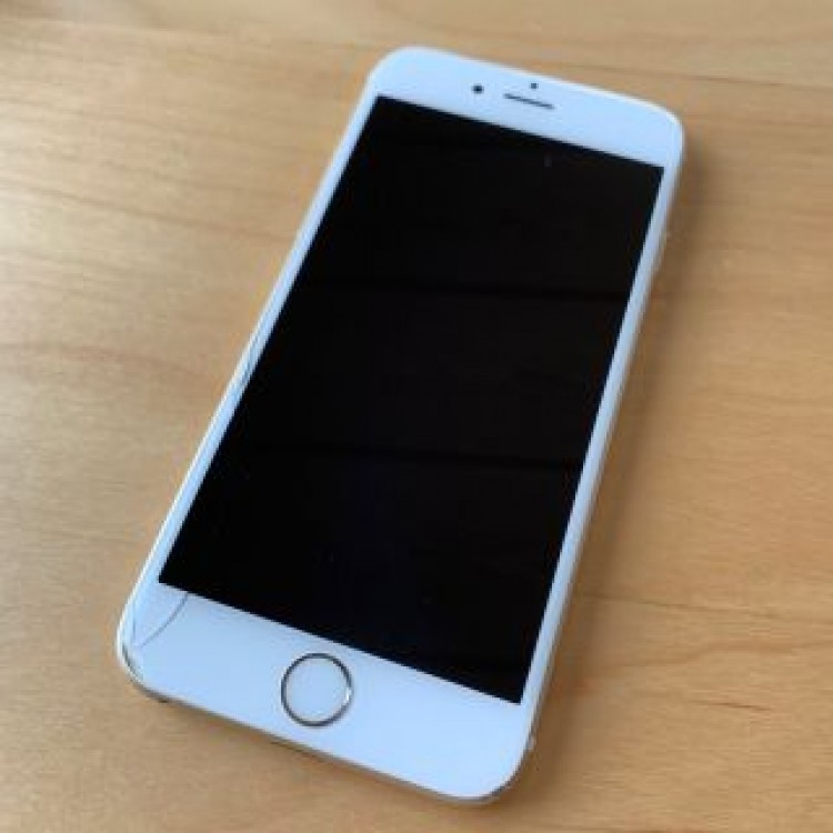 中古⭐︎SIMフリーiPhone6s本体　64GB