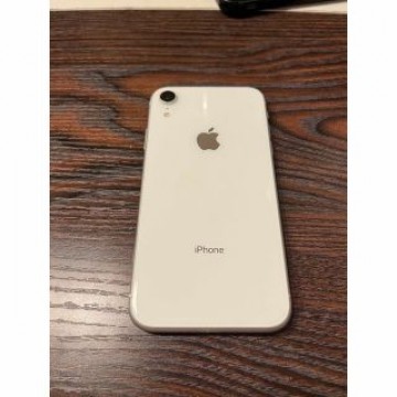 iPhone XR 128G ホワイト