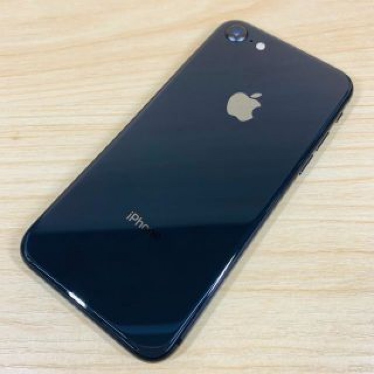 美品 ﾊﾞｯﾃﾘｰ100% iPhone8 64GB Gray A8