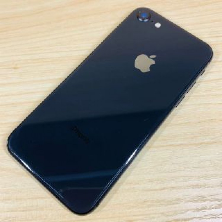ﾊﾞｯﾃﾘｰ100% iPhone8 64GB Gray N4