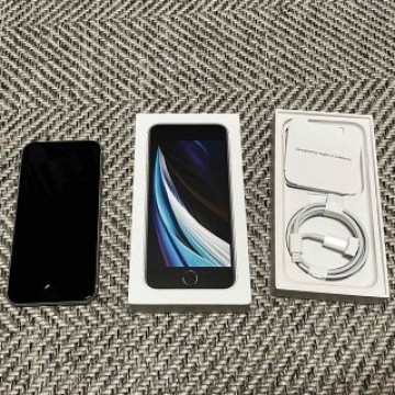 SIMフリーiPhone SE 第二世代　