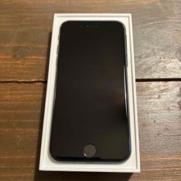 iPhoneSE第3世代SIMフリー