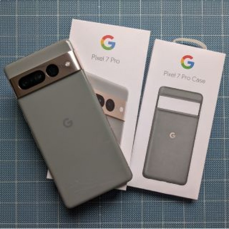 Google  Pixel 7 Pro /simフリー 純正カバーセット