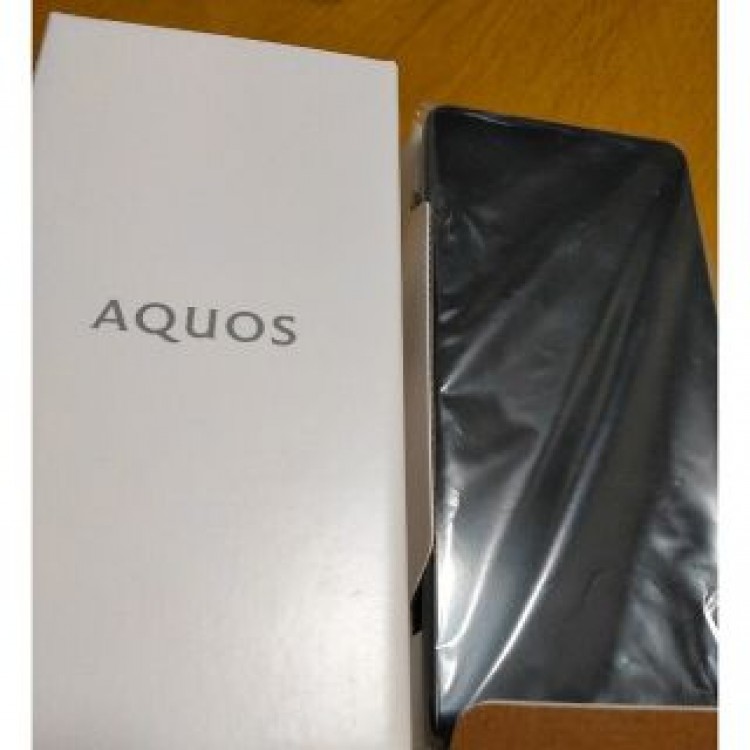 AQUOS sence 7 plus