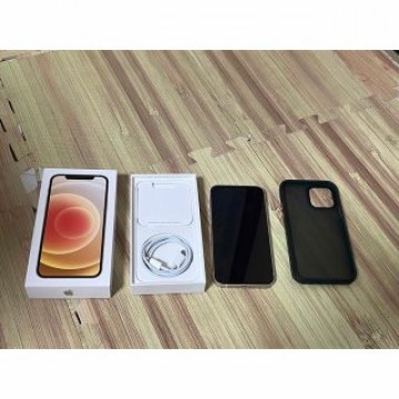 SIMロック解除＆動作確認済み Apple iPhone 12 ホワイト