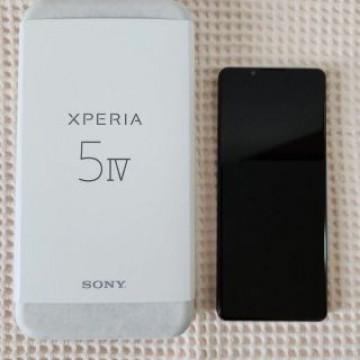 Xperia 5 IV