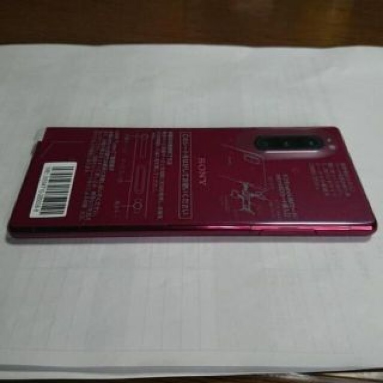 ☆Xperia5 SO-01M Docomo シムフリー新品同 人気のレッド