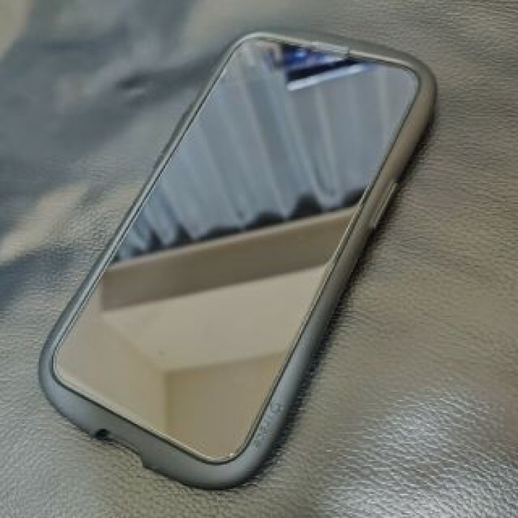 iPhone13　256GBブルー