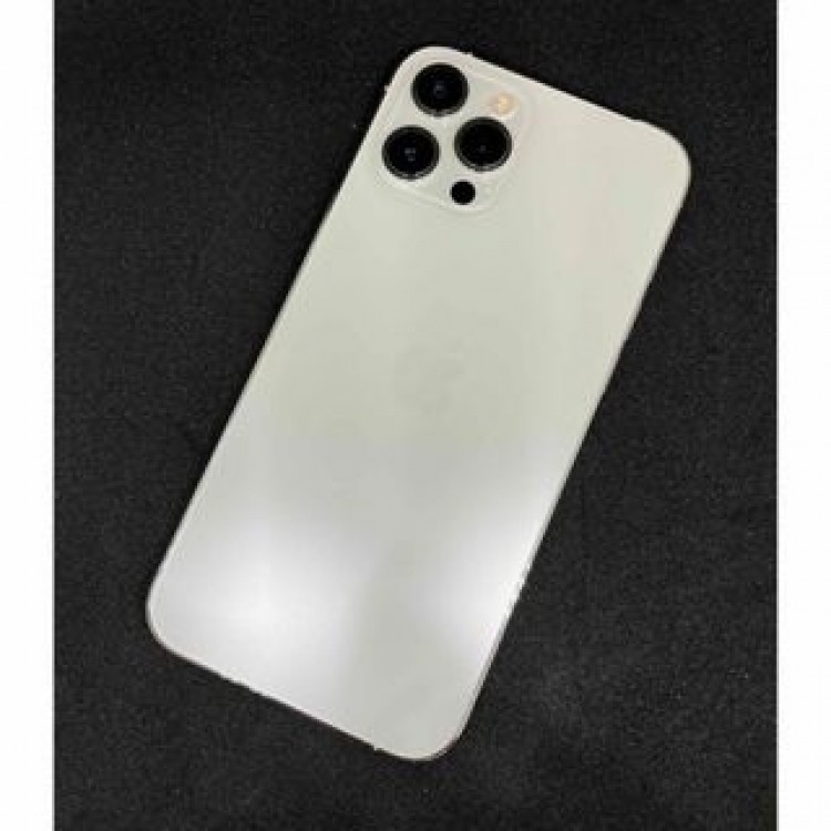 iPhone12pro max 256Gシルバー（docomo購入）