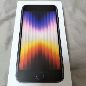 iPhone SE (第3世代) ミッドナイト 64 GB Softbank