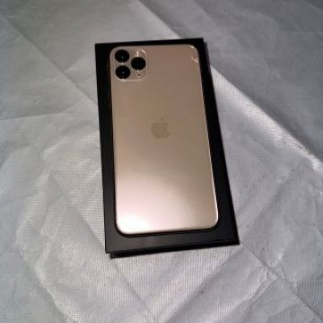 iPhone 11 Pro Max ゴールド 64 GB SIMフリー