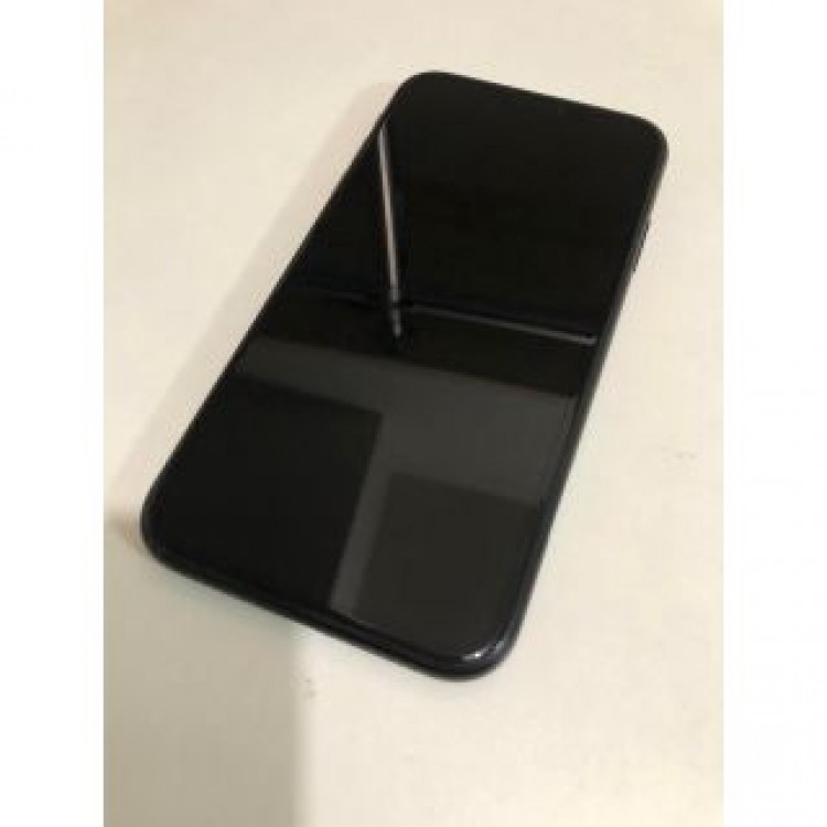 iPhone XR 64GB SIMフリー