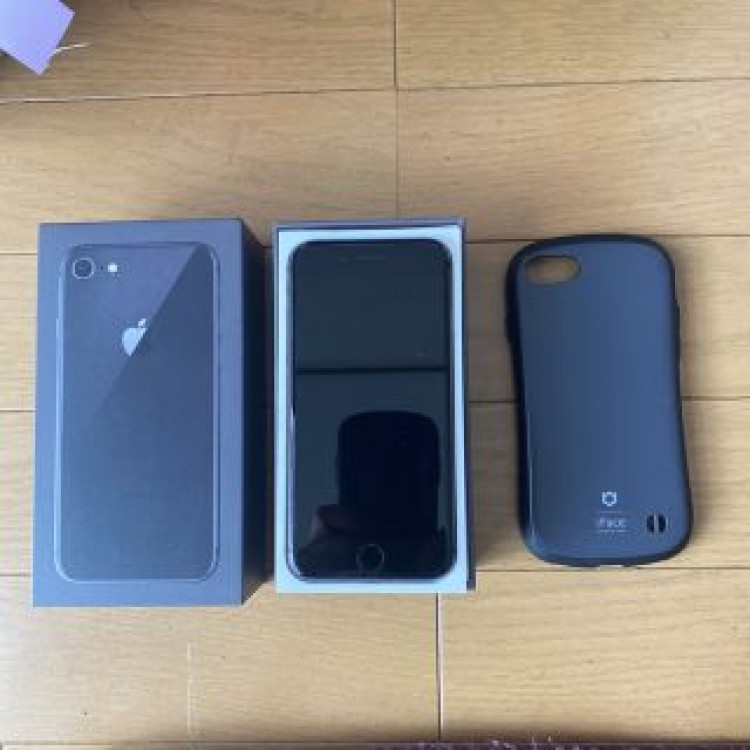 iPhone 8 64GB スペースグレイ SIMフリー箱付きiFaceケース