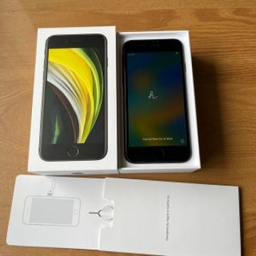 iPhone SE (第2世代) ブラック128 GB