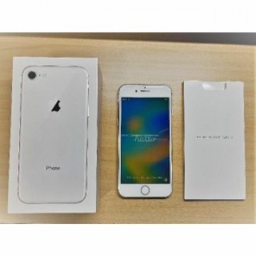 【美品SIMフリー】iPhone8 64GB シルバー　箱付　バッテリー73%