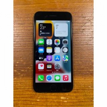 iPhone 7 Jet Black 128 GB SIMフリー