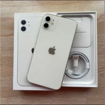 超美品 / iPhone11 ホワイト 256 GB SIMフリー
