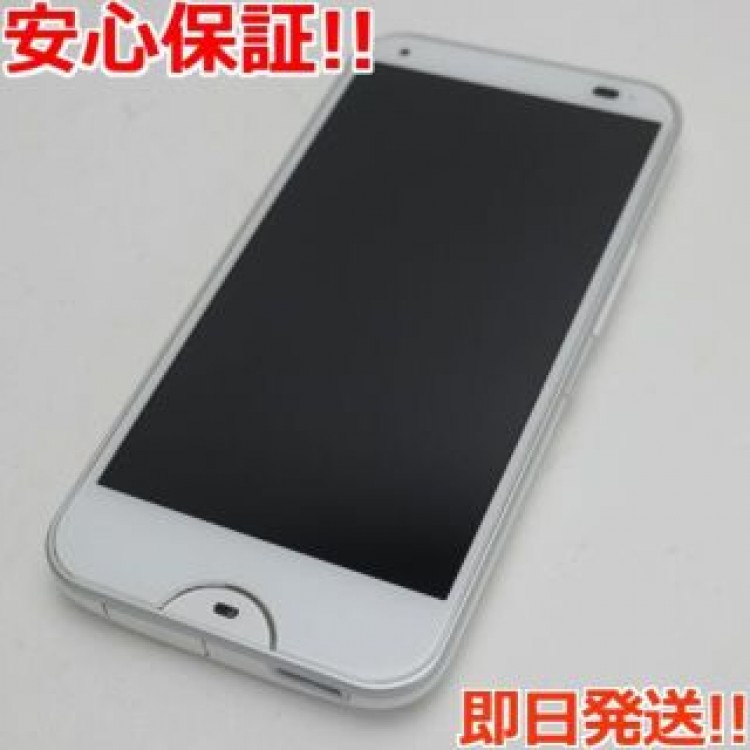 新品同様 au KYV40 rafre クリアホワイト