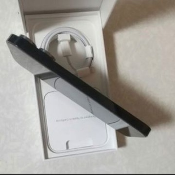 最終値下げiPhone14pro256スペースブラック　SIMフリー