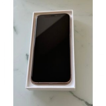 iPhone11pro 新品未使用　256GB ゴールド