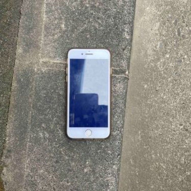 iPhone8 256G