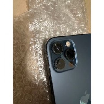 破損品　iPhone 12pro アクティオン